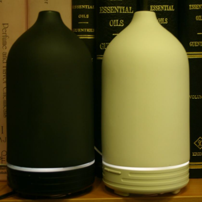ellestfun-ultrasonic-aroma-diffuser.png Ellestfun - verstuiver, ultrasoon, keramiek, wit - Afbeelding 1