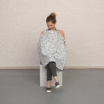 Simply Good - muslin nursing cover, 85x70cm, grijs, egeltjes - Afbeelding 2